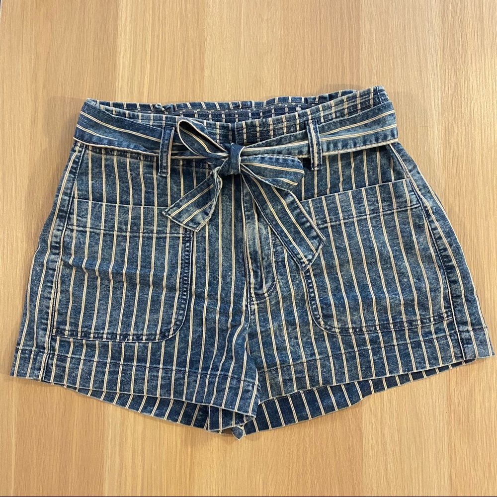 AE Stretch Highest Waist Mom Shorts